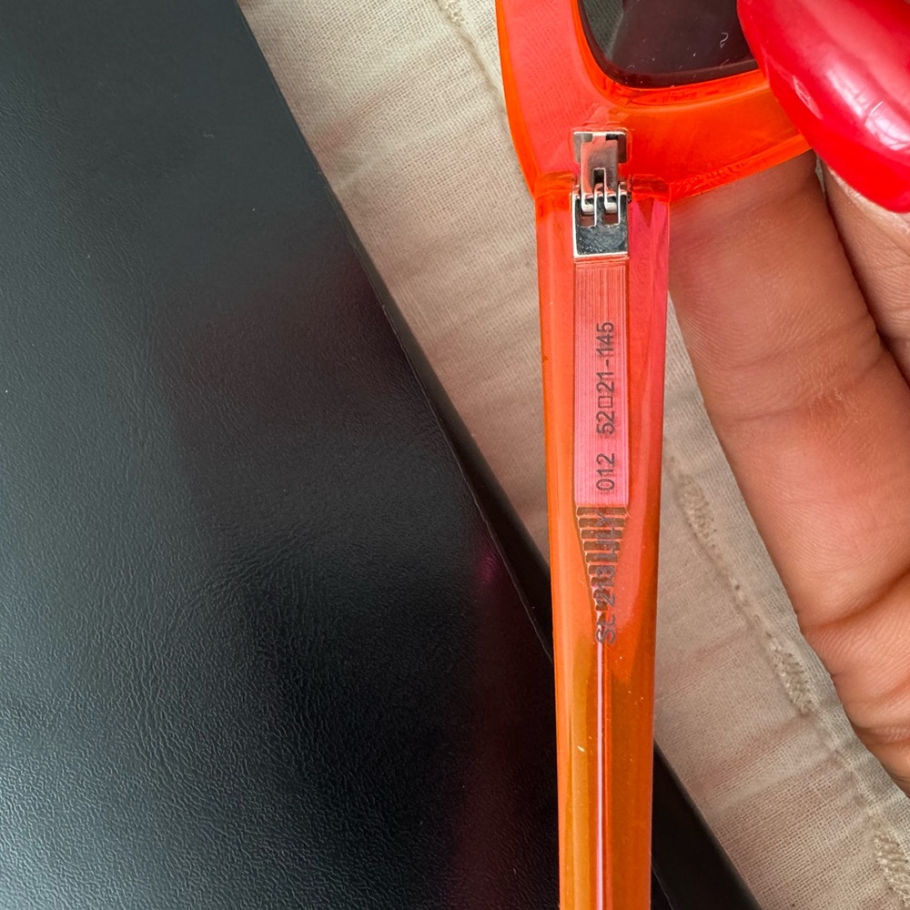 🍊Saint Laurent Red Sunglasses Accessories - Picture 3 of 4
